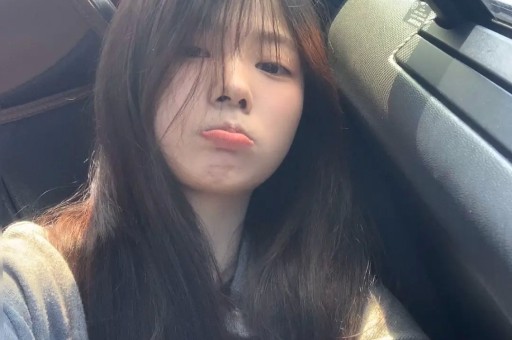 网红自导自演盲人被撞闹剧真相曝光后全网怒了