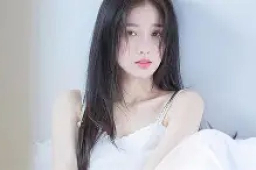 河南一男子闯入女澡堂打人洗浴中心：他进去打他媳妇；涉事男子已被警方控制